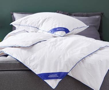 Feather pillows make use of the layer of feathers beyond down. Naturally Filled Pillow - Feather and goose down pillows ...