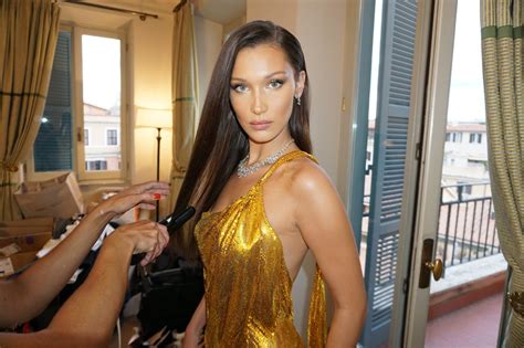 Bella Archive On Twitter Bella Hadid Rome Adventure Photo And