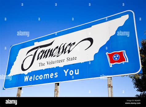 Welcome To Tennessee Road Sign On The Highway Stock Photo Alamy