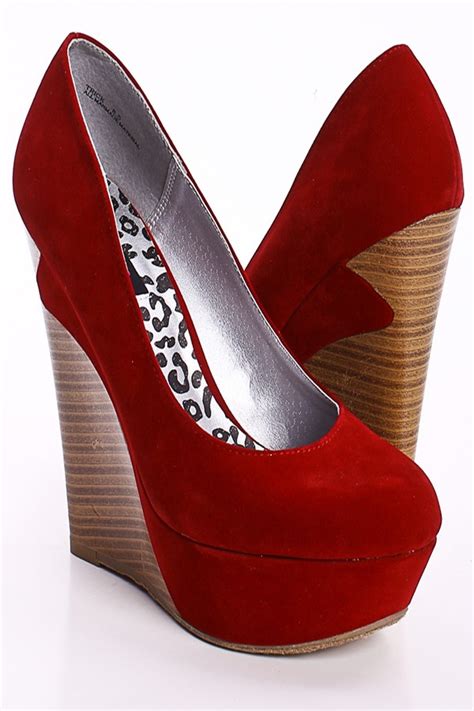 Red Faux Suede Closed Round Toe Platform Stacked Wedge Pump Clubwear