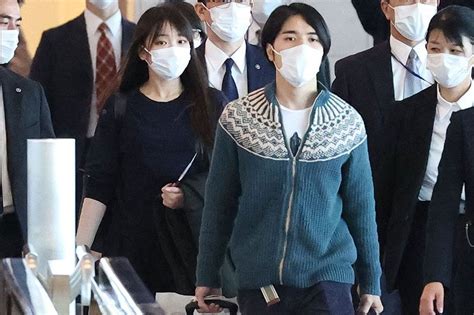 Mako The Ex Japanese Princess Arrived In New York With Her Husband