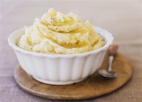 Farmers remove the potatoes from underground. Easy Spanish Garlic Paprika Mashed Potatoes Recipe