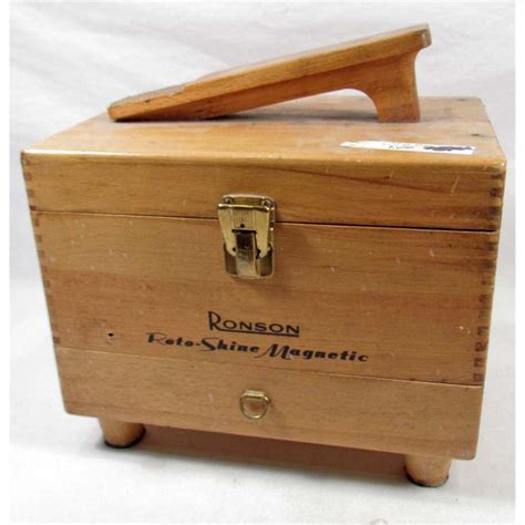 Vintage shoe shine box only. VINTAGE SHOE SHINE BOX W/ CONTENTS