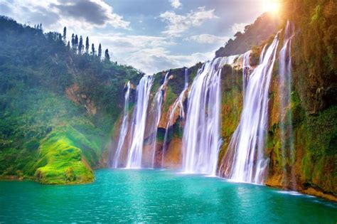 40 Epic Photos Of The Worlds Most Beautiful Waterfalls