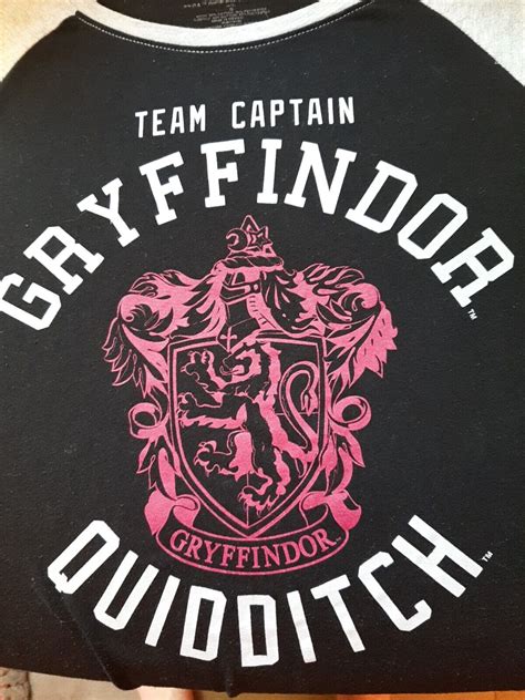 Harry Potter Team Captain Gryffindor Quidditch 2 T Sh Gem