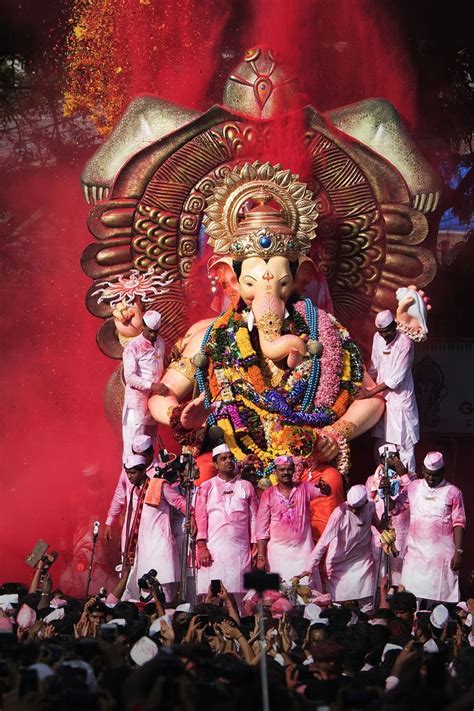 5 Famous Mumbai Ganesh Idols That Will Make You Awestruck Ganesha