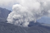 日本熊本縣阿蘇火山噴發 煙灰衝高3500公尺[影] | 國際 | 重點新聞 | 中央社 CNA