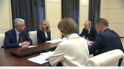 ארומת ביוב, ссс, собякин, оленевод, хантыманс, плиточник, бордюренфюрер, электрокастрюля, чукча, сбежавший из тундры) — третий. Врач: Путин, Собянин и Голикова распространяют ...