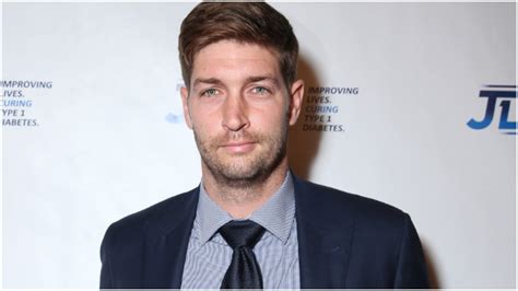 former nfl qb jay cutler allegedly got caught ‘hooking up with his good friend s wife while on