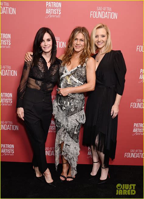 Lisa Kudrow Gets Birthday Love From Jennifer Aniston And Courteney Cox