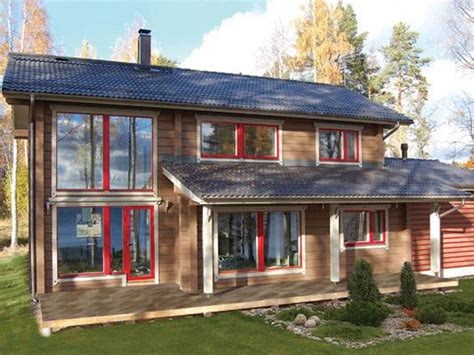 Our houses are crafted from the finest wood, with over 60 years of experience. Haus Kumpare von Honka Blockhaus GmbH