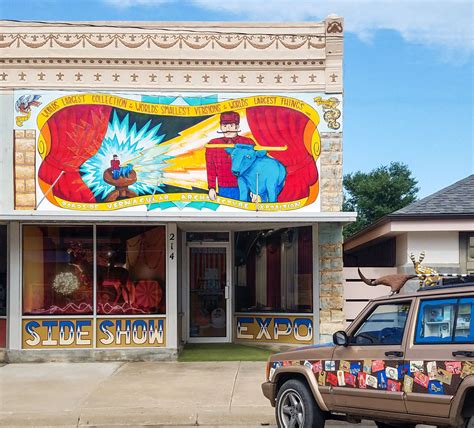 Weird Roadside Attractions In Every State To Visit On A Road Trip