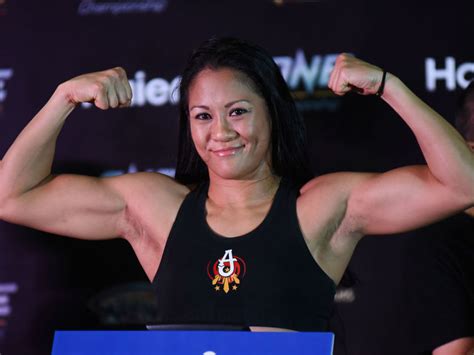 Pro Boxer Ana Julaton To Make Bellator Debut In Late October