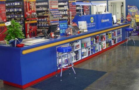 The car parts will also include the direct contact of the advertiser as well as an image accompanied with details about the advertised item. Napa Auto Parts (com imagens) | Loja auto peças ...