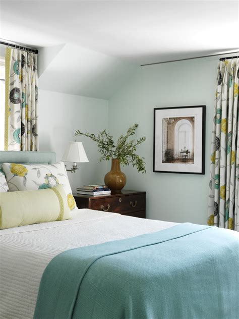 A softer tone can brighten up any room and creates a light and cheery ambiance with colors that make a room look bigger. 7 Paint Tricks that Make Small Spaces Look Larger, According to Designers | Bedroom wall colors ...