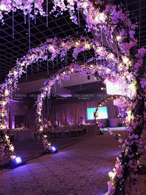 Obsexperiencetunnel01 Indoor Wedding Ceremonies Purple Wedding