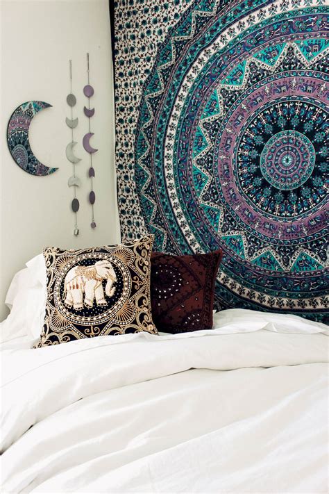 7 Top Bohemian Style Decor Tips With Adorable Interior Ideas Bohemian Style Bedrooms Bohemian