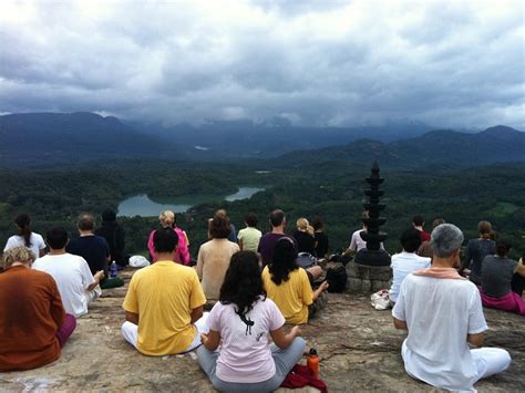 10 Best Ashrams In India For Yoga And Meditation India Travel Guide