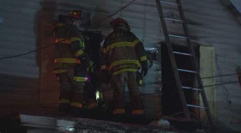Photos 2 People Killed Firefighter Hurt In Overnight House Fire In