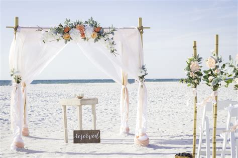 Soft sand between your toes, the sunset painted on the water, and the ocean breeze caressing your face are everything you want in a beach wedding. Clearwater Beach Wedding | Tide The Knot Beach Weddings