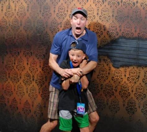 50 Hilariously Ridiculous Haunted House Reactions