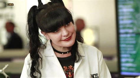 Pauley Perrette Says Shes Voting Against Trump Hes The Opposite Of
