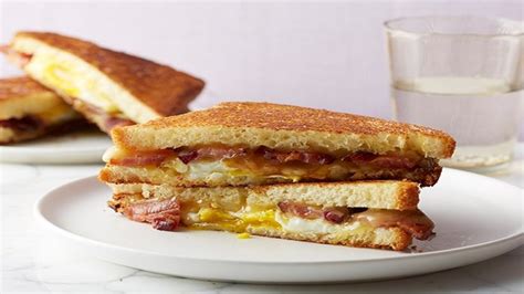 Bacon Egg And Maple Grilled Cheese Sandwich Recipes Food Network Uk