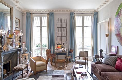 10 Paris Living Room Decor