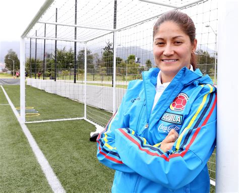 Noticias destacadas de fútbol colombiano. Los símbolos del fútbol femenino en Colombia | Futbol ...