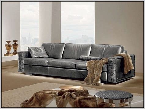 The Trendiest Ways To Style A Gray Sofa Decoomo