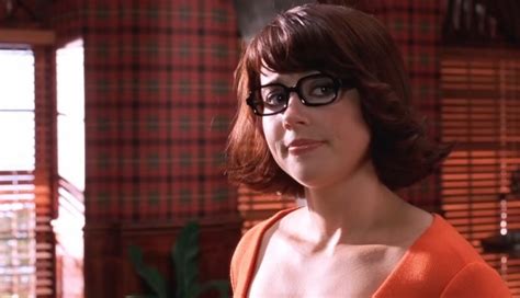 James Gunn Wanted Velma Gay In His Scooby Doo Movie Geekfeed