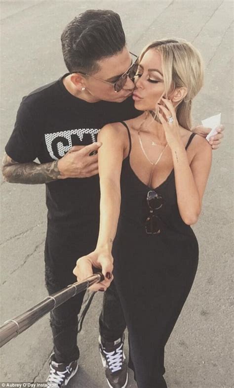 Cbbs Aubrey Oday Kisses Future Husband Pauly D And Shows Off