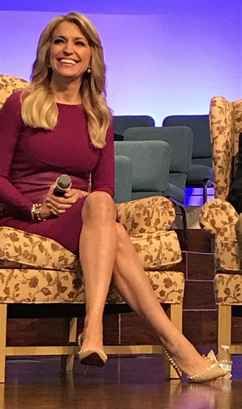 Sandra Smith Newscaster Great Legs Hot Dress New Girl New Woman