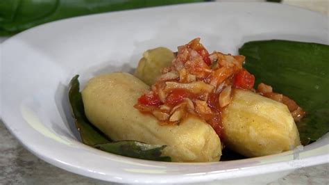 Cocina Al Día Guanimes Con Bacalao Telemundo Puerto Rico