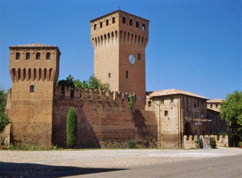 Siete alla ricerca di una bomboniera originale e utile, in grado di ricordare alle persone a voi più care il giorno del vostro matrimonio? Castello - Formigine