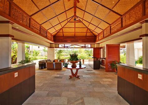This lovely kaua`i vacation rental beach cottage has 3 bedrooms and 2.5 bath all on a beautiful sandy beach. Hale Makai Ko Olina Beach Villa (O805) - Love Hawaii Villas