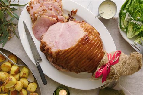 Easy Maple Glazed Christmas Ham With Crispy Potatoes And Salad Recipe Recipes Au