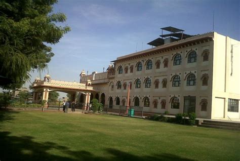 Lawn Of Hotel Basant Vihar Palace In Bikaner Bikaner Photos Get Free Quotes Reviews Rating