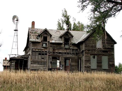 This Spooky Farmhouse Is Located In Pollard Kansas And Has Been