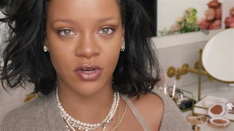 Rihannas Fenty Beauty Cheeks Out Makeup Tutorial Glamour Uk
