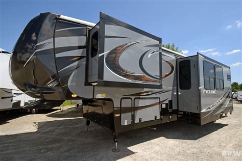 2015 Cyclone 4200 Toy Hauler Fifth Wheel By Heartland Vin 287261 At