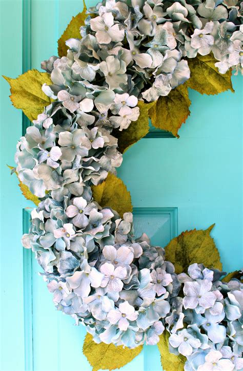 Easy Diy Hydrangea Wreath How To Make A Hydrangea Wreath Dans Le