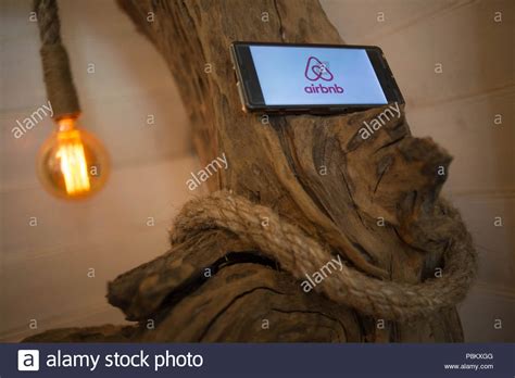 Take stunning airbnb photos with just your phone! Airbnb Logo Stock Photos & Airbnb Logo Stock Images - Alamy