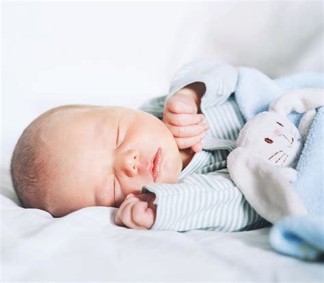 Newborn Sleep Aveeno®