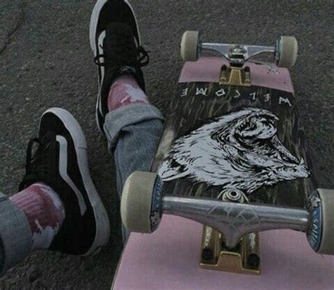 You get the best skateboard available in the world. Skater skateboard alternative grunge tumblr aesthetic ...