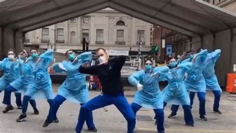 these nurses are leveling up their moves to ciara s hit dance challenge abc news