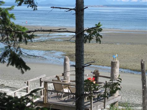 Herons Landing Timberlane Beach Resort Saratoga Beach Bc Canada