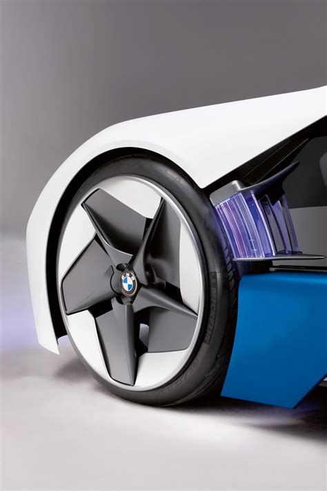 Bmw M8 Hybrid Sports Car Based On Vision Efficientdynamics Concept