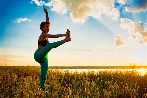 The Best Yoga Poses To Build Better Balance Yoga Basics