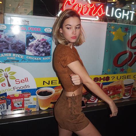 See This Instagram Photo By Sarahfuckingsnyder • 392k Likes Sarah Snyder Fashion Style